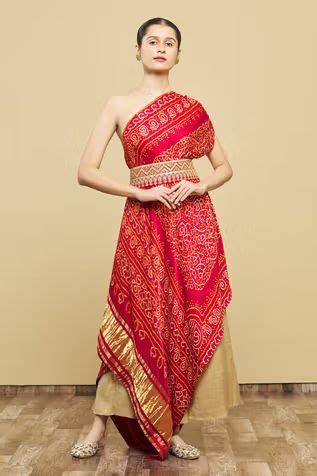 Buy Red Kaftan Silk Bandhani Printed Marodi One Shoulder And Pant Set