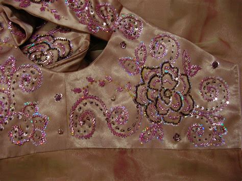 Payet Gaun Pesta Desain Baju Pesta Kebaya Modern Dan Gaun Pengantin