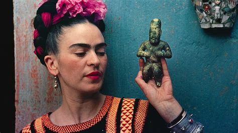 Frida Kahlo 5 Things To Know About The Mexican Artist Cnn