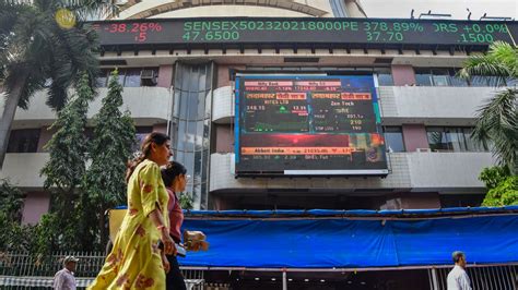 Opening Bell Sensex In Red At 60 287 Nifty Trades At 17 789 Hindustan Times