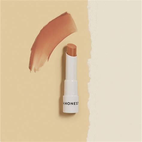 16 Best Honest Beauty Products That Are Amazing 2023