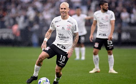 R Ger Guedes Desencanta Contra O Fluminense Corinthians Vence Pela