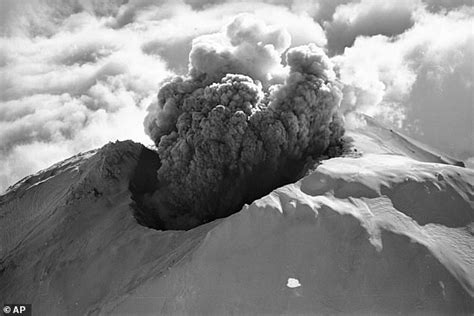 Washington Volcano Mount St Helens Is Recharging With Up To Small