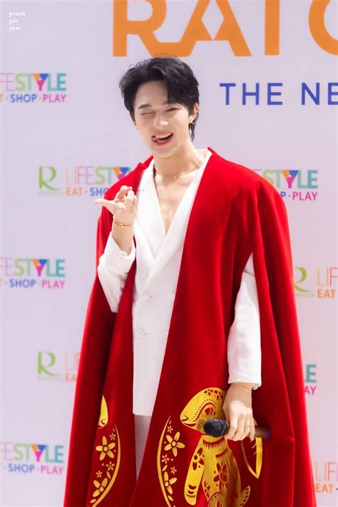 [130123] nunew chawarin | Foto lucu, Selebritas, Aktor