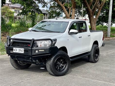 Toyota Hilux M T X Manual Cars For Sale Used Cars On Carousell