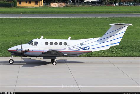 D IWAW Beechcraft B200 Super King Air Private Christoph Plank