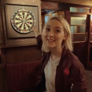 Ed Sheeran Releases 'Galway Girl' Video Featuring Saoirse Ronan - ZergNet