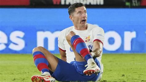 Robert Lewandowski wraca do składu A rywale osłabieni Przegląd