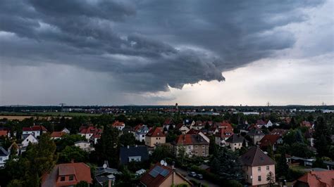 Wetter In Deutschland Heftige Unwetter Am Wochenende Zahlreiche