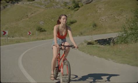 Nude video celebs Lana Meniga nude U šumi 2020