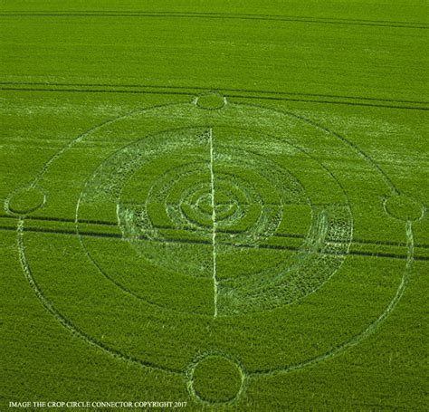 Binary Code Crop Circle Points To Lunar Eclipse August 07 2017 Melbrake