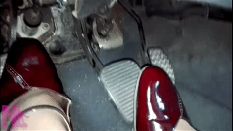 Pedal Pumping In Nude Laced Stokings And Bordeaux VINTAGE Pumps Nylladys Foot Fetish Videos