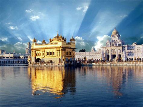 15 Beautiful Golden Temple Images Taken By Pro Photographers Live