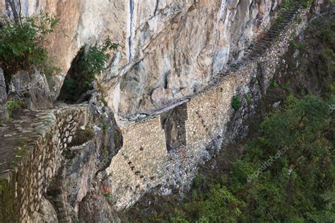 Inca bridge of Machu Picchu ⬇ Stock Photo, Image by © armando_frazao ...