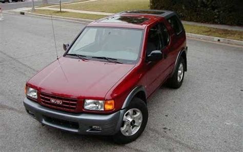 1999 Isuzu Amigo Pictures - 15 Photos | Edmunds