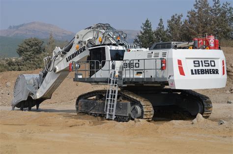 Liebherr At Minexpo Exhibits R Mining Excavator