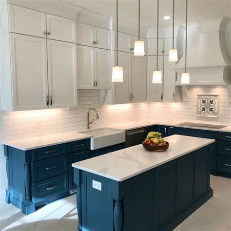 50+ Elegant Blue And White Kitchen Cabinets You Will Want To Copy