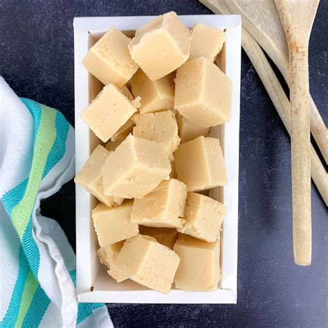 This Homemade Traditional Old Fashioned Vanilla Fudge Is Easy Enough To Make And You Only Need