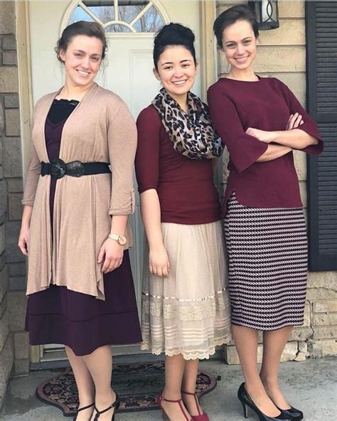 Beautiful And Modestly Dressed Ladies 😍 Girlie Outfits Modesty Outfits Cute Skirt Outfits