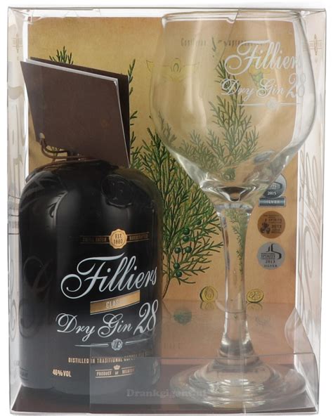 Filliers Dry Gin Cadeaupakket Met Glas Online Kopen Drankgigant Nl