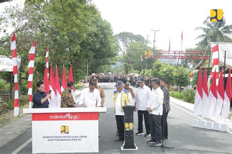 Presiden Jokowi Resmikan Ruas Inpres Jalan Daerah Di Sulawesi