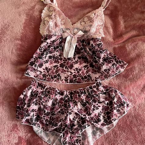 Dainty Flower Matching Lingerie Set Literally Depop
