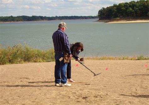 TREASURE On The Beach Metal Detecting Is FUN Share The Outdoors