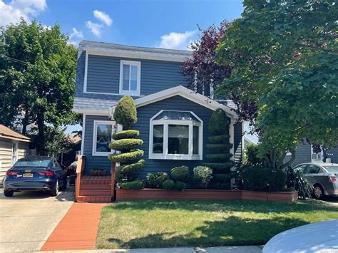 Huntington Ave Lynbrook Ny Mls Redfin