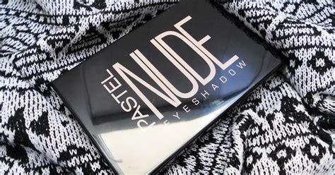 Blog By Merve Çelik PASTEL Nude Far Paleti İnceleme