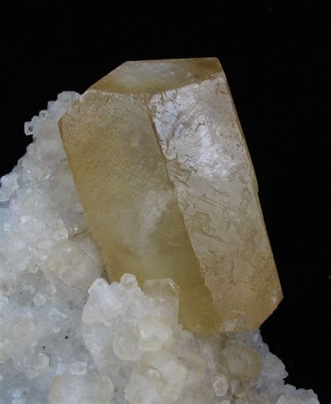 DT Calcite On Quartz Classic Schlichter Coll Shangbao Mine