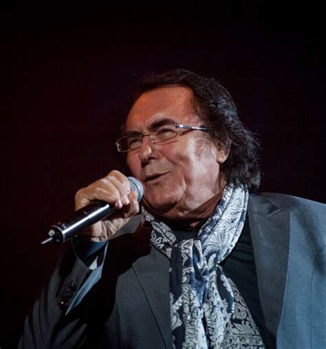 Al Bano îi susține pe fermieri Se duce la Roma cu tractorul