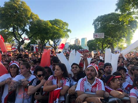 Mesmo Ap S Vice Da Libertadores Torcida Do River Plate Celebra Time Na