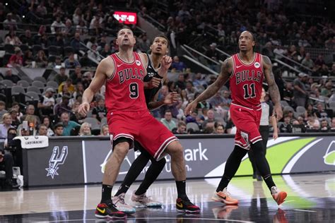 The Chicago Bulls Defeated The San Antonio Spurs For The Fourth Win In