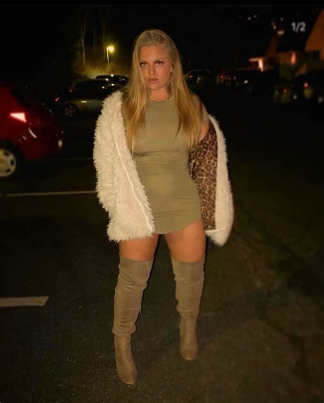 Sage Summers Female Entertainer W Blonde Hair In Pittsburgh Slixa