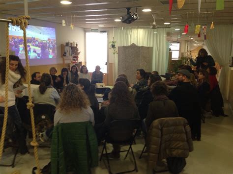 Curs Escoles Singulars Visita A Lebm Casa Dels Infants La Muntanyeta