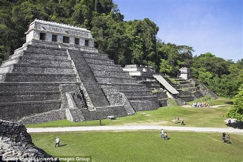 Mexico Finds Water Tunnel Under Pakal Tomb In Palenque Daily Mail Online