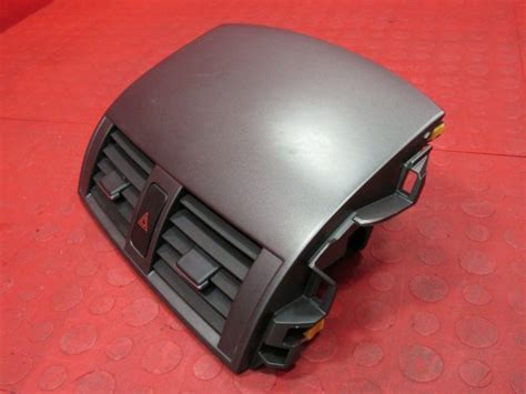 09 11 Toyota Corolla Center Upper Dash Bezel AC Heater Air Vent