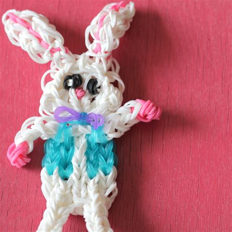 Rainbow Loom: Easter Bunny • The Crafty Mummy