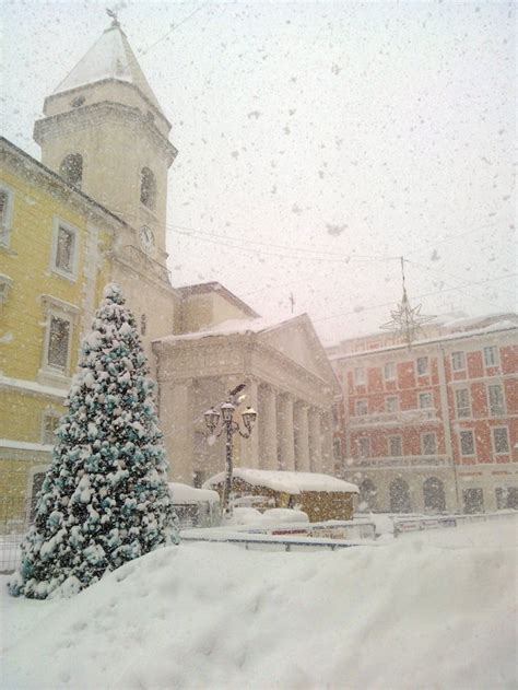 Tormenta Di Neve Su Campobasso Temperatura 6C Di Giorno Meteo Giornale