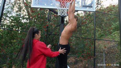 Super Hot Slim Babe Kylie Rocket Gets Pumped With A Solid Black Dong Photos