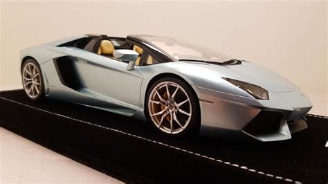 Lamborghini Aventador Lp Roadster Modellauto Mr Collection