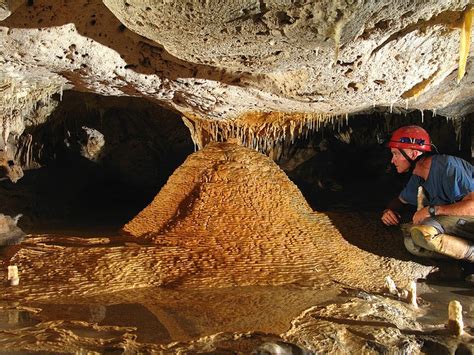 Cueva Diamante Isla De La Mona Reserva Natural Isla De La Mona