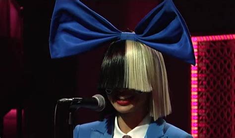 Sia Still Hiding Her Face But Not Her Ass The Blemish