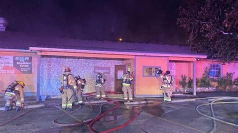 Lake Travis Austin Fire Crews Respond To Fire At Mexican Restaurant At Hudson Bend