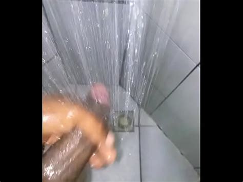 Punheta No Banho XVIDEOS