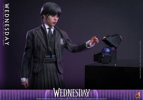 Wednesday Sixth Scale Figure By Hot Toys Sideshow Collectibles