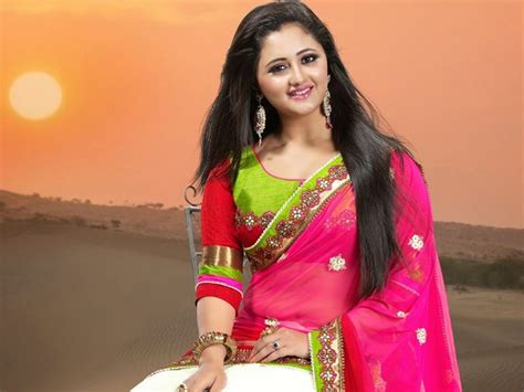 Rashami Desai Biography Height Life Story Super Stars Bio