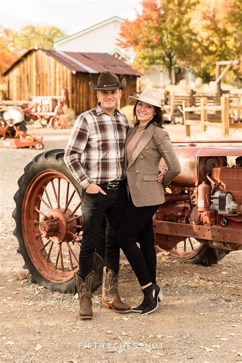 Western Themed Fall Family Portraits in Reno