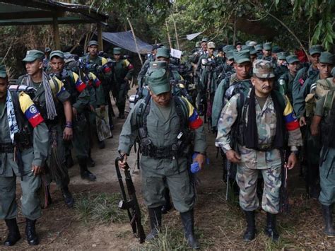 Fuerzas Militares Aseguran Que Civiles Están Siendo Usados Como Escudo