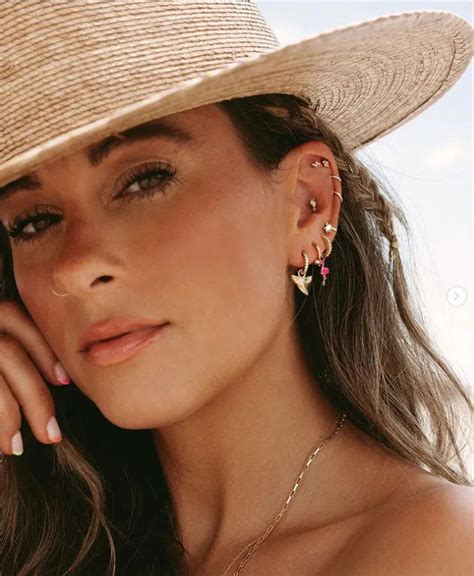 7 Hottest Ear Piercing Trends For 2023 Cura Piercing Jewellery